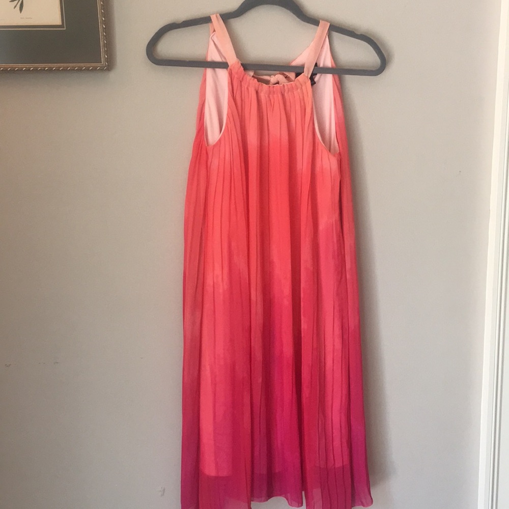 Cool sleeveless dress